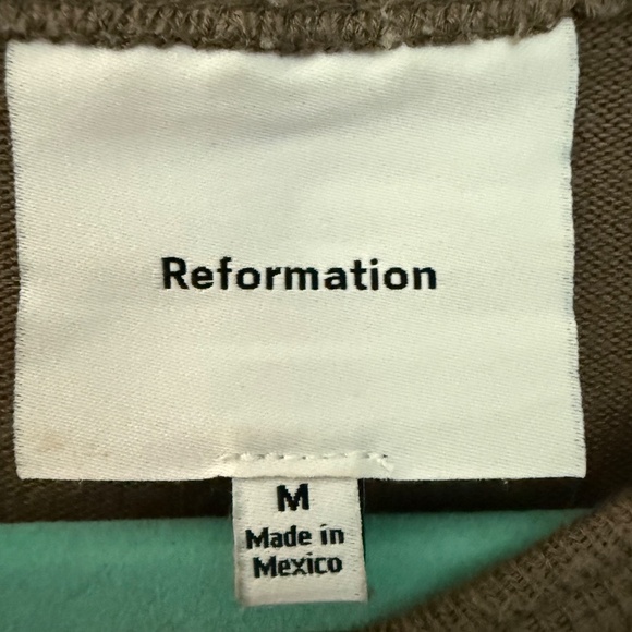 Reformation T-Shirt Brown Size Medium - Picture 2 of 5